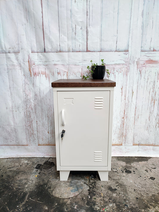 Right opening White Mini Locker-Dark Oak top