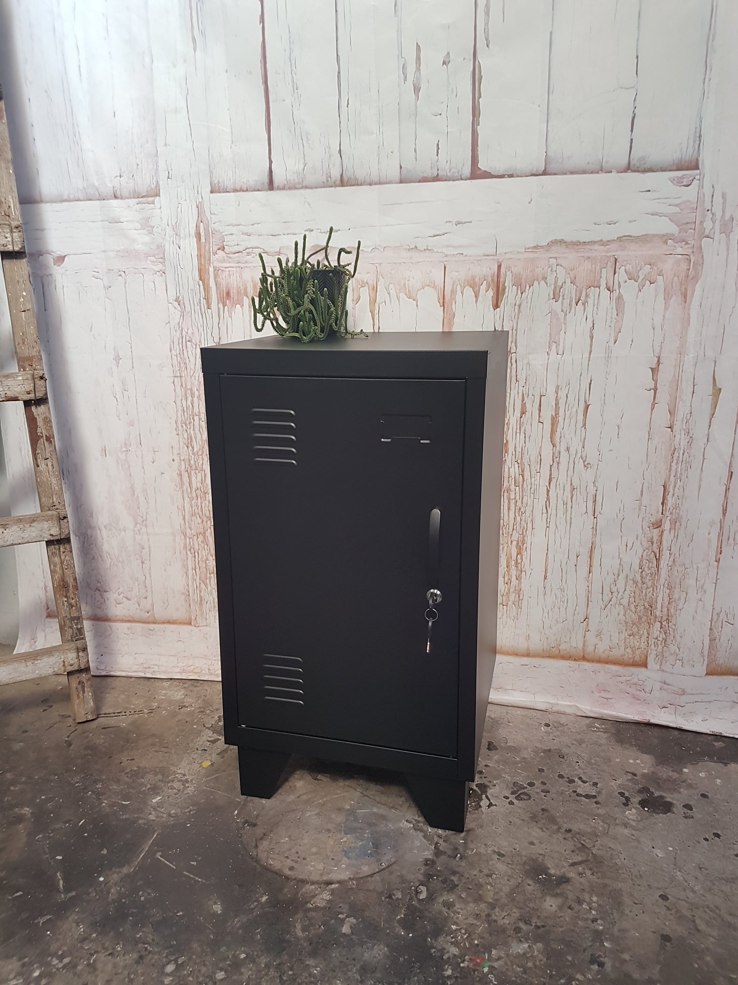 Seconds Left open Black Mini Locker