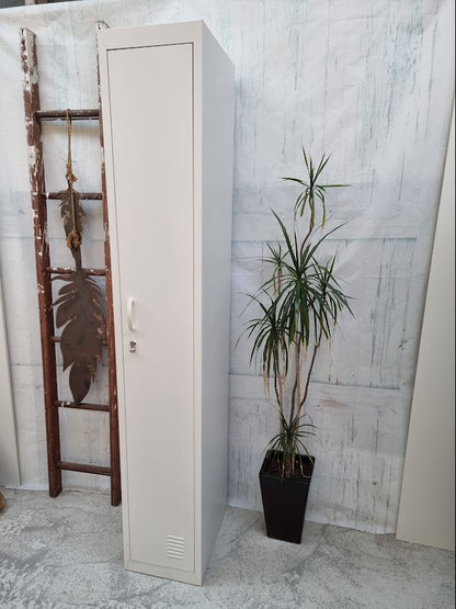 Skinny White 1 Door Locker
