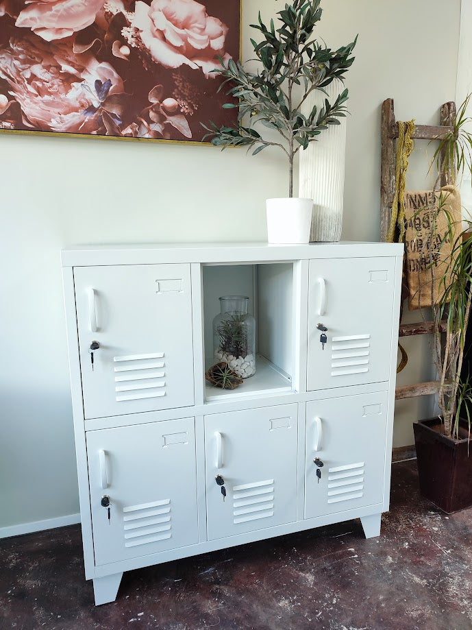 Seconds White 6 Door Locker