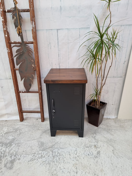 Right open Black Mini Locker-Dark Rimu top