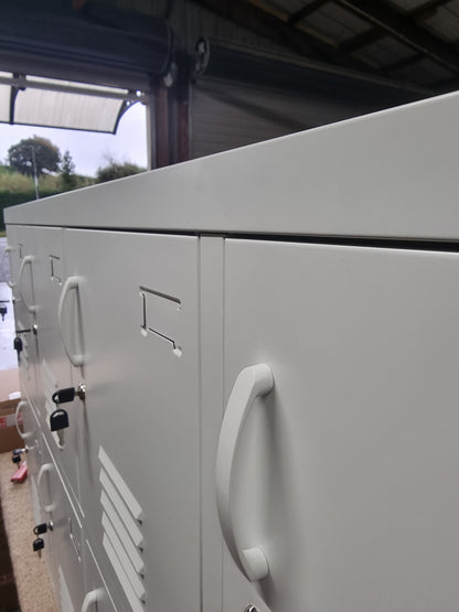 *seconds* White 8 Door Metal Locker Cabinet