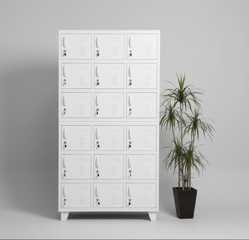 White metal 18 door staff locker